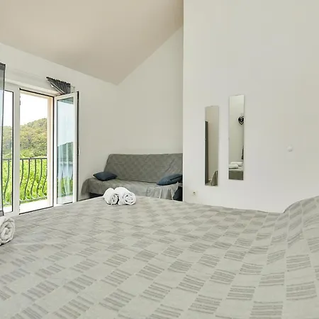 1 Bedroom Front In Saplunara