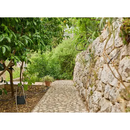 1 Bedroom Front In *