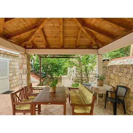 1 Bedroom In Apartamento